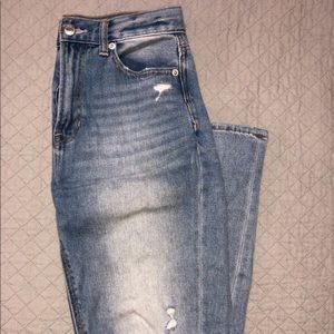 american eagle mom jeans